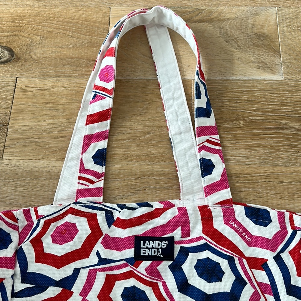 Lands’ End Pink Red White Blue Umbrella Print Large Packable Beach Tote Pool Bag - Picture 3 of 13